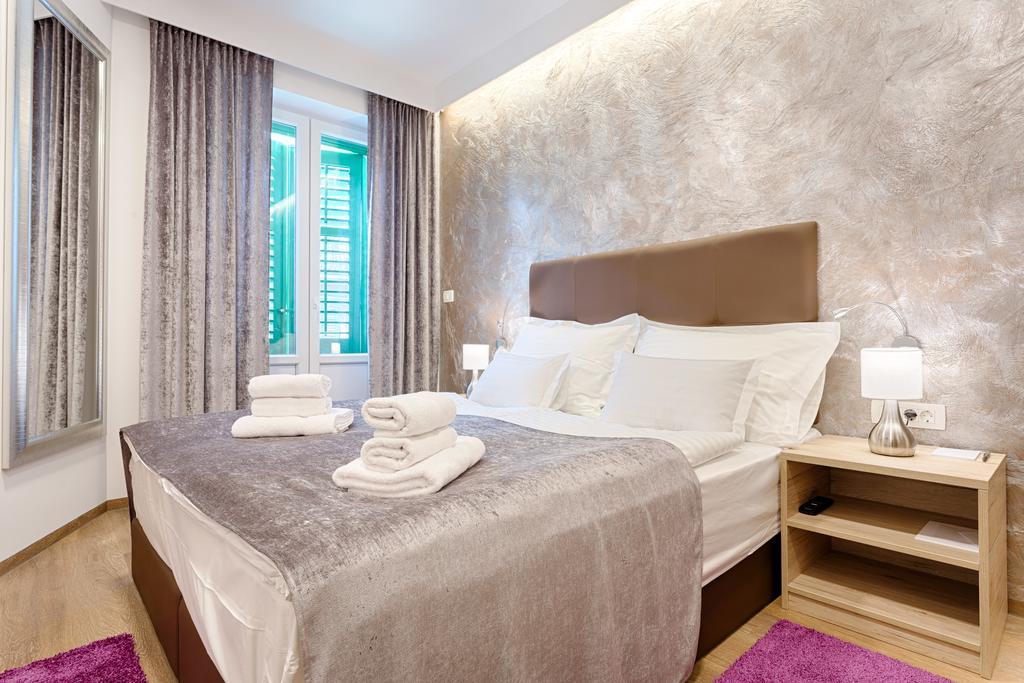 Central Pearl By Nono Ban Rooms สปลิท ภายนอก รูปภาพ
