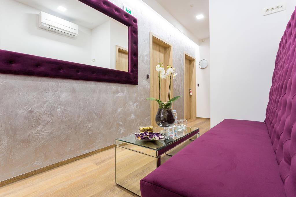 Central Pearl By Nono Ban Rooms สปลิท ภายนอก รูปภาพ